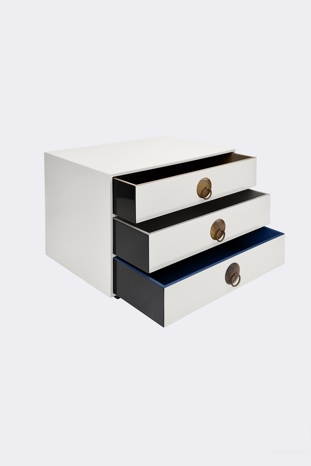 Chest of Drawers M